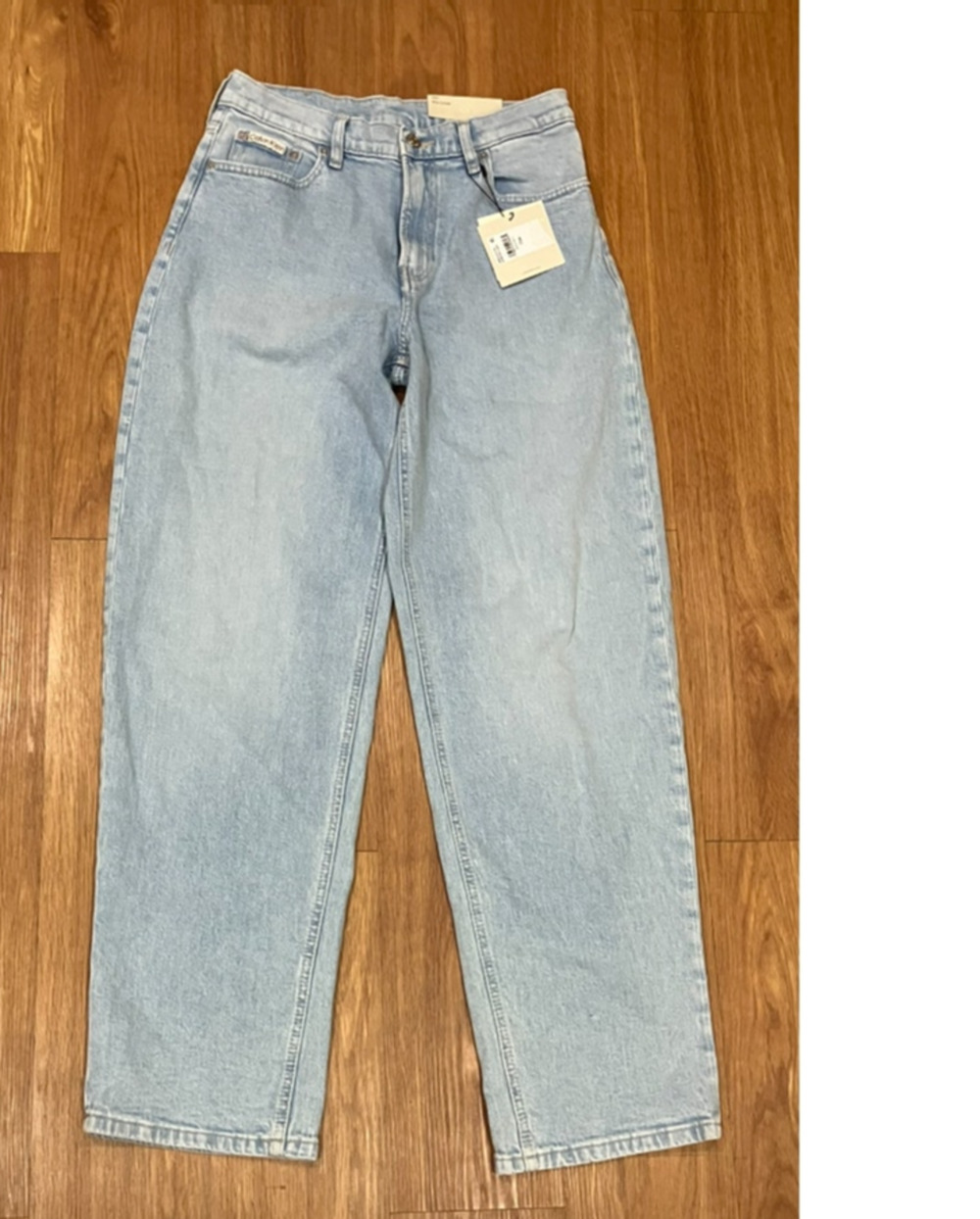 Calvin Klein Jeans Women's 90s Loose-Fit Stretch Jeans W26